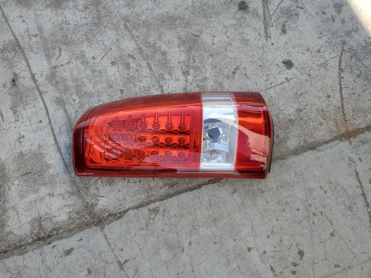 2003 Chevrolet Silverado - Image 12