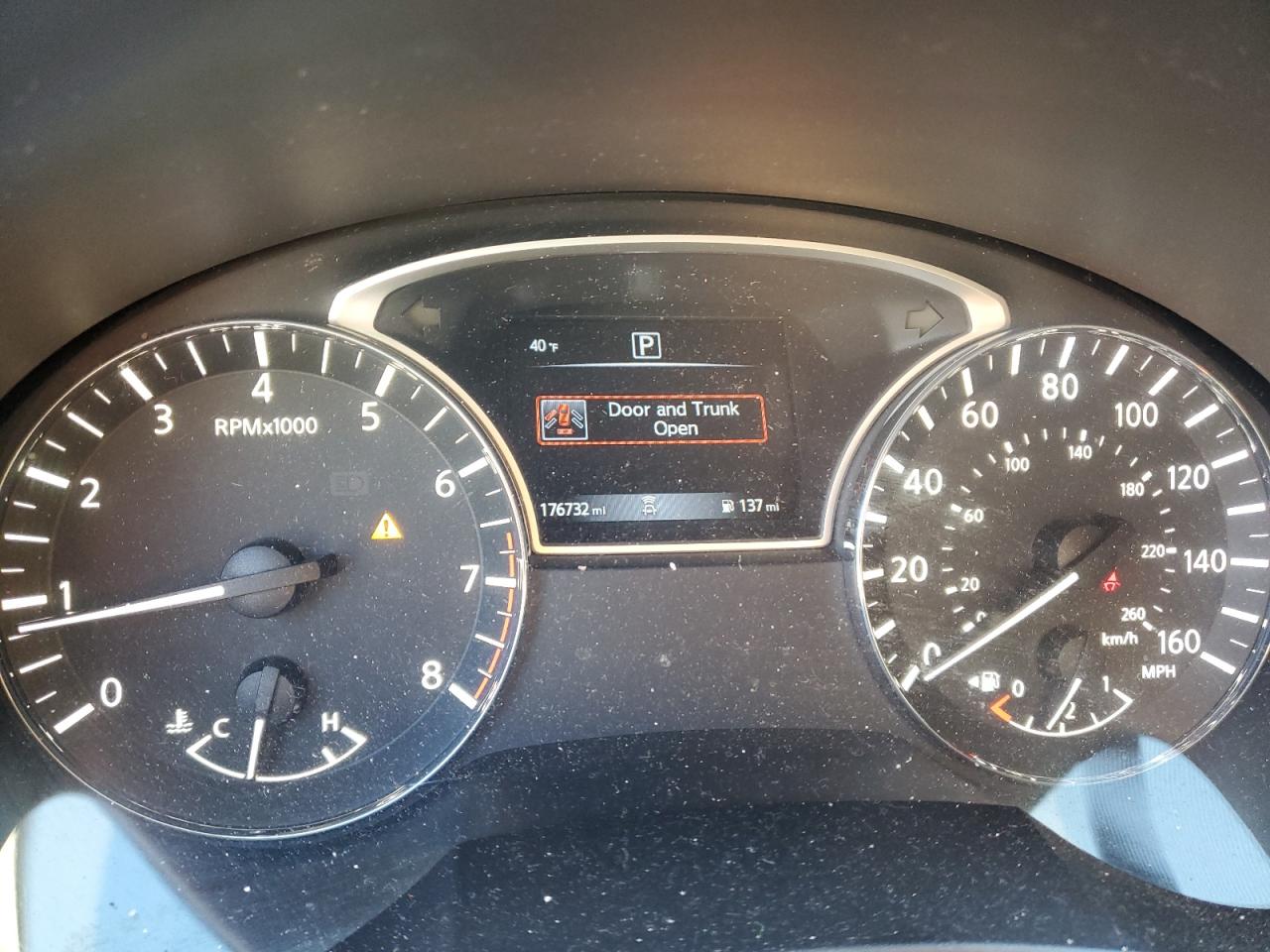 2018 Nissan Altima - Image 9