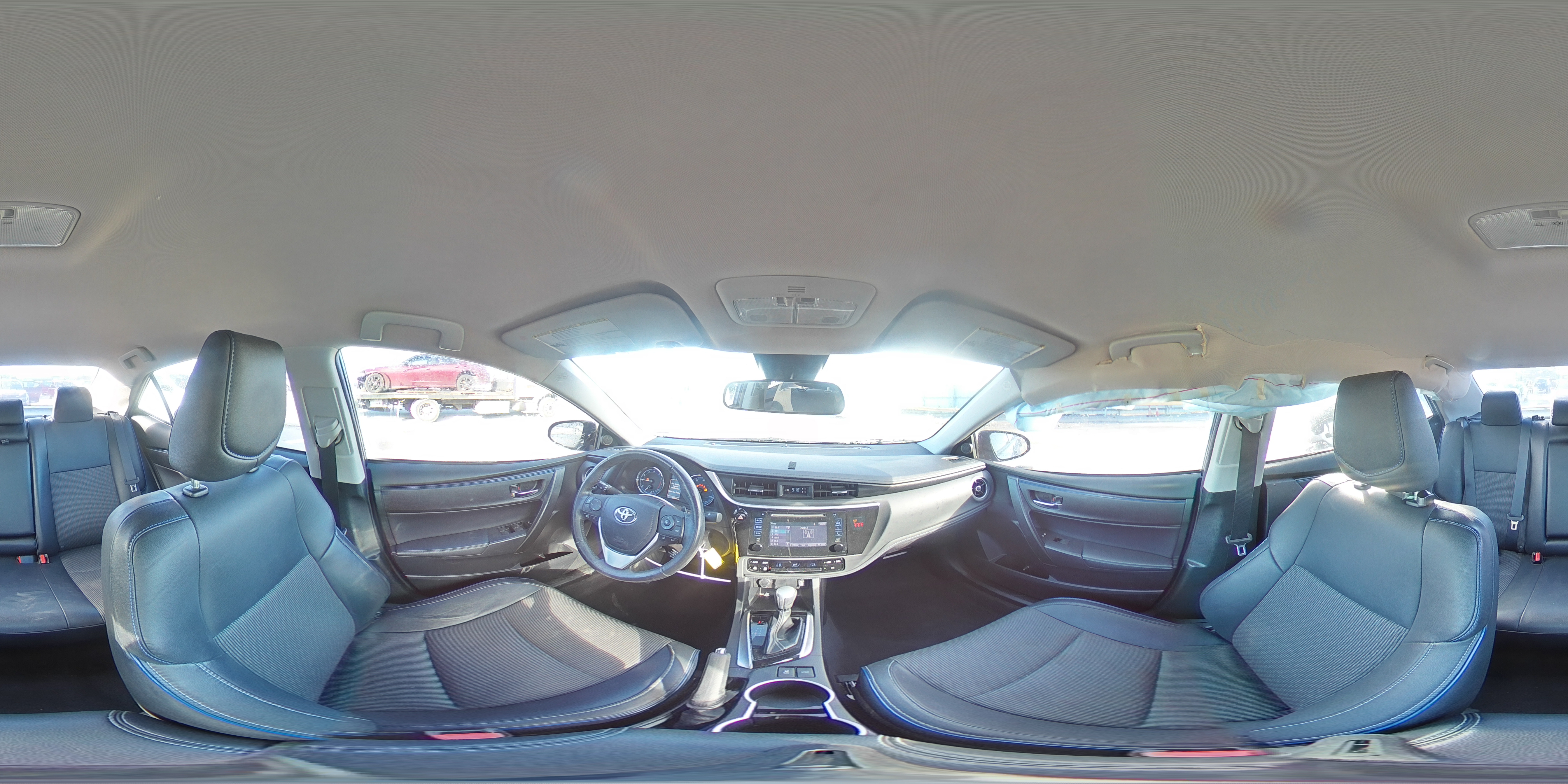 2018 Toyota Corolla - Image 14