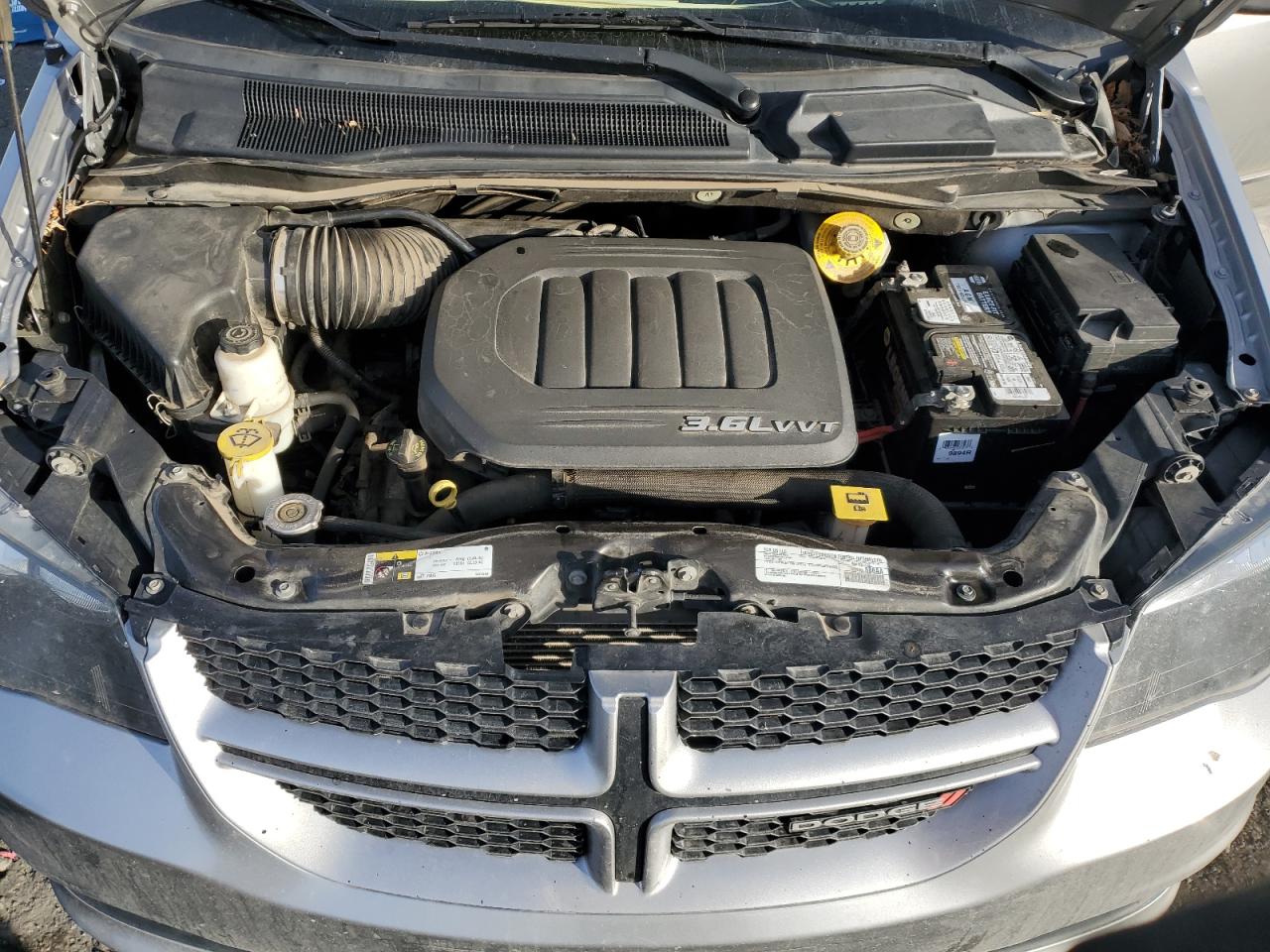 2017 Dodge Caravan - Image 13