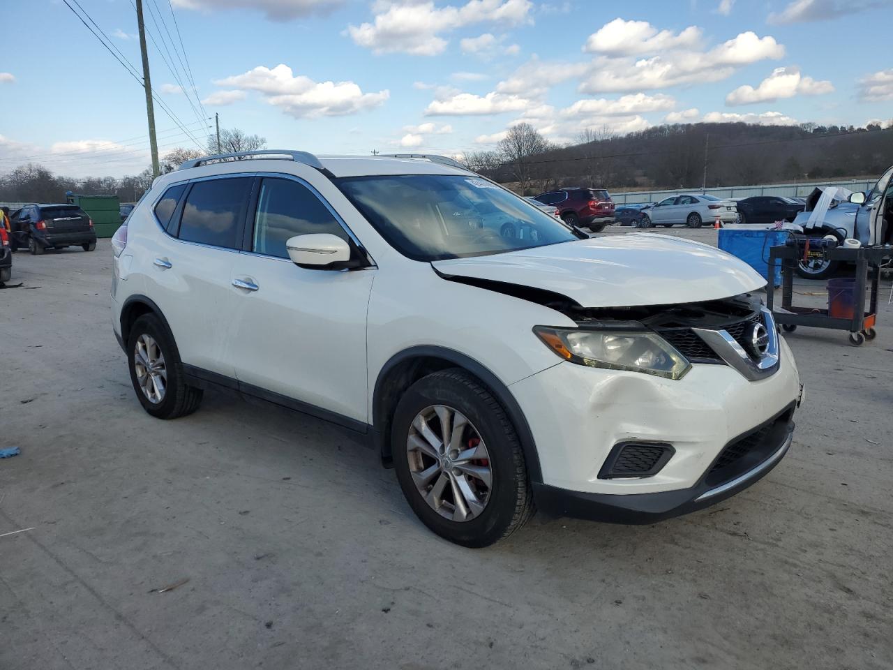 2014 Nissan Rogue - Image 4
