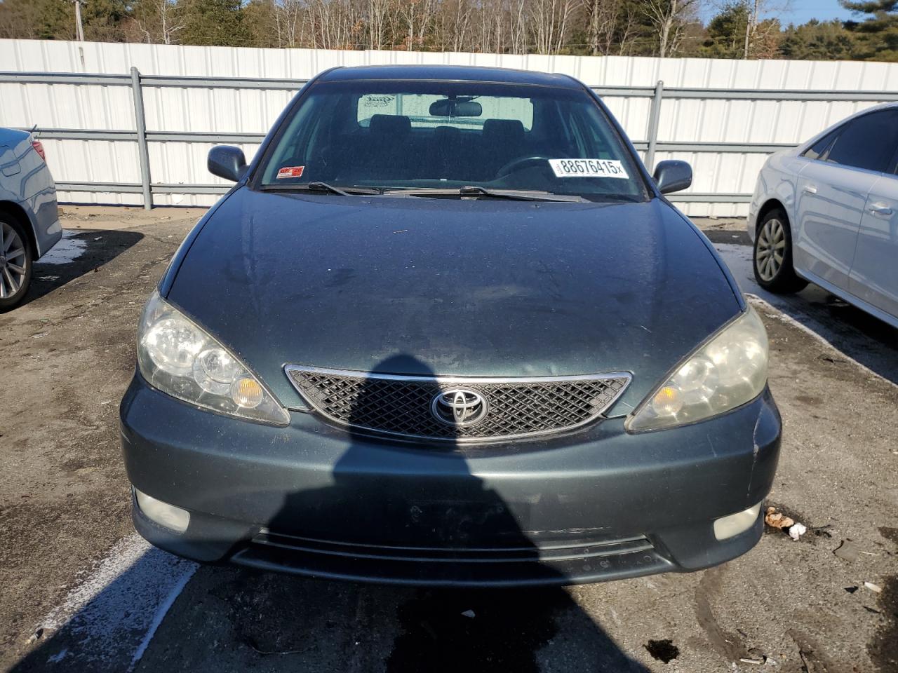2005 Toyota Camry - Image 5