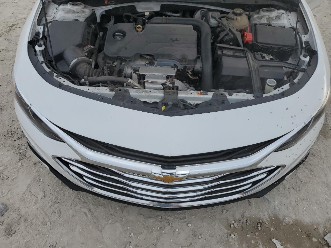 2019 Chevrolet Malibu - Image 13