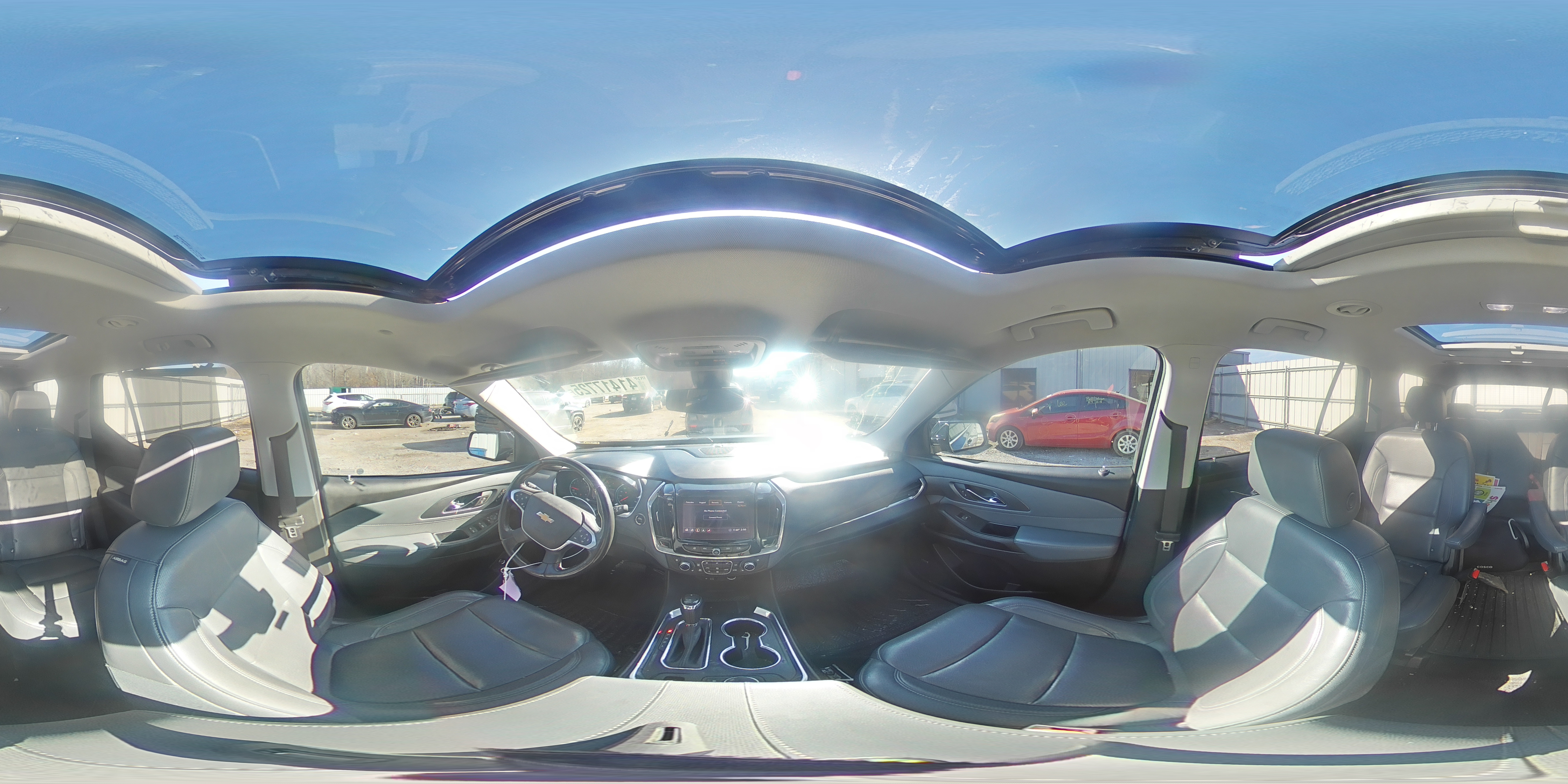 2020 Chevrolet Traverse - Image 14