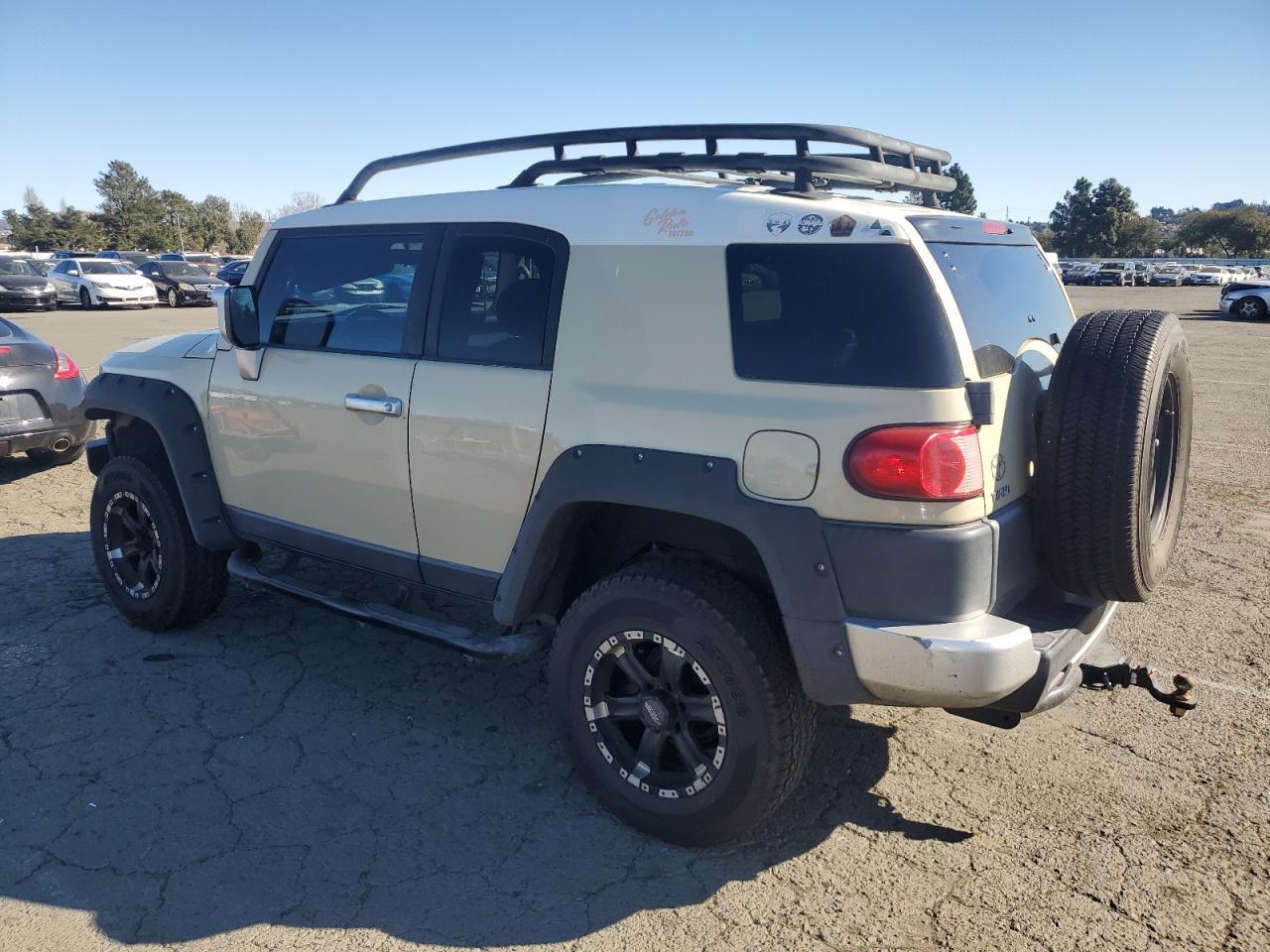 2008 Toyota FJ Cruiser - Image 2