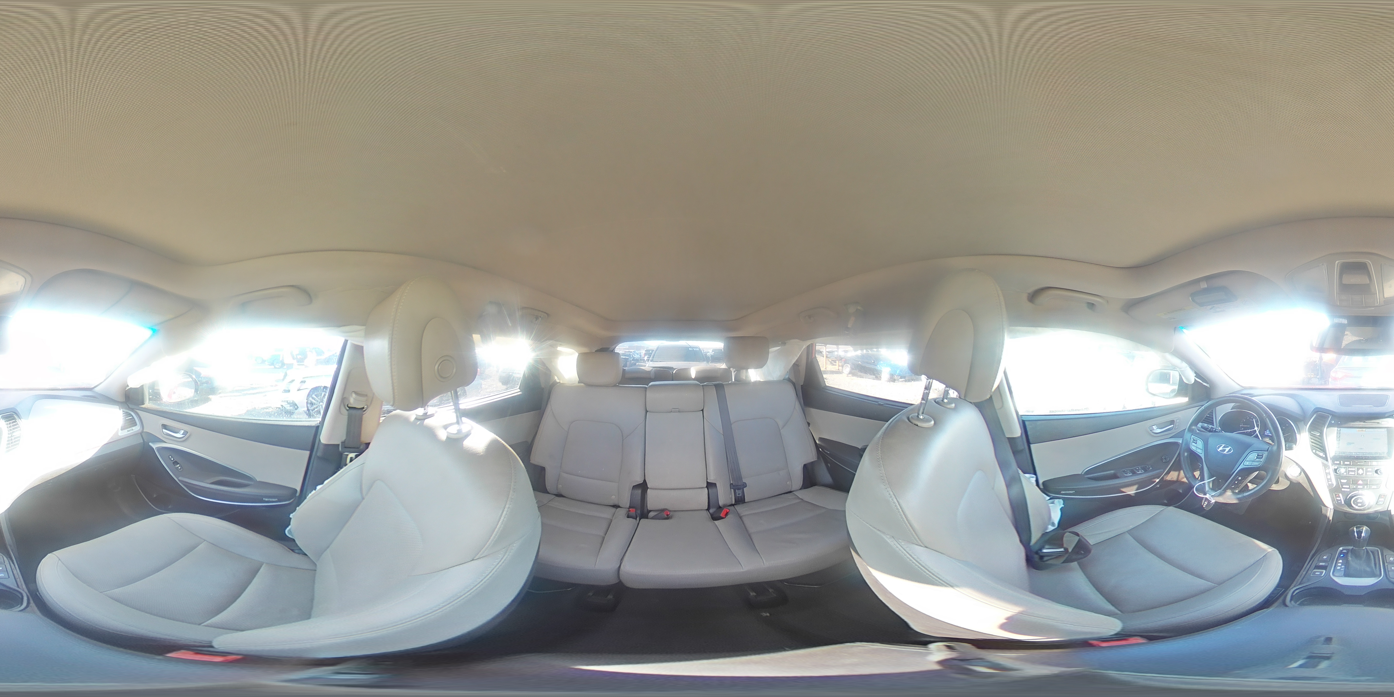 2017 Hyundai Santa Fe - Image 14