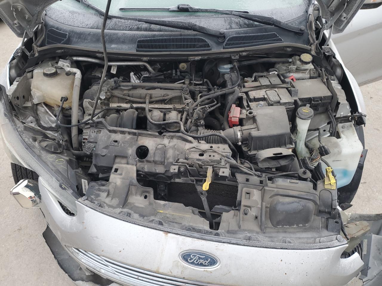 2014 Ford Fiesta - Image 13