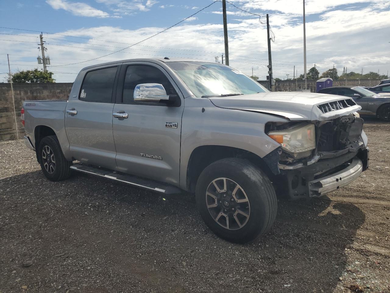 2017 Toyota Tundra - Image 4