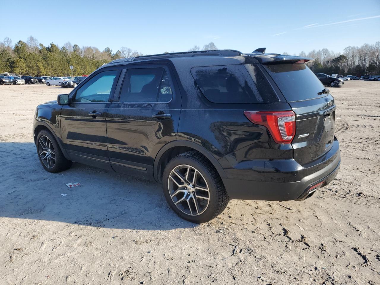 2017 Ford Explorer - Image 2