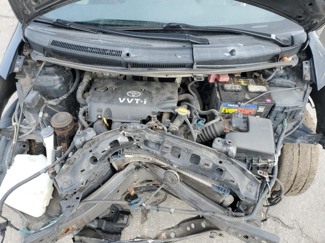 2010 Toyota Yaris - Image 12