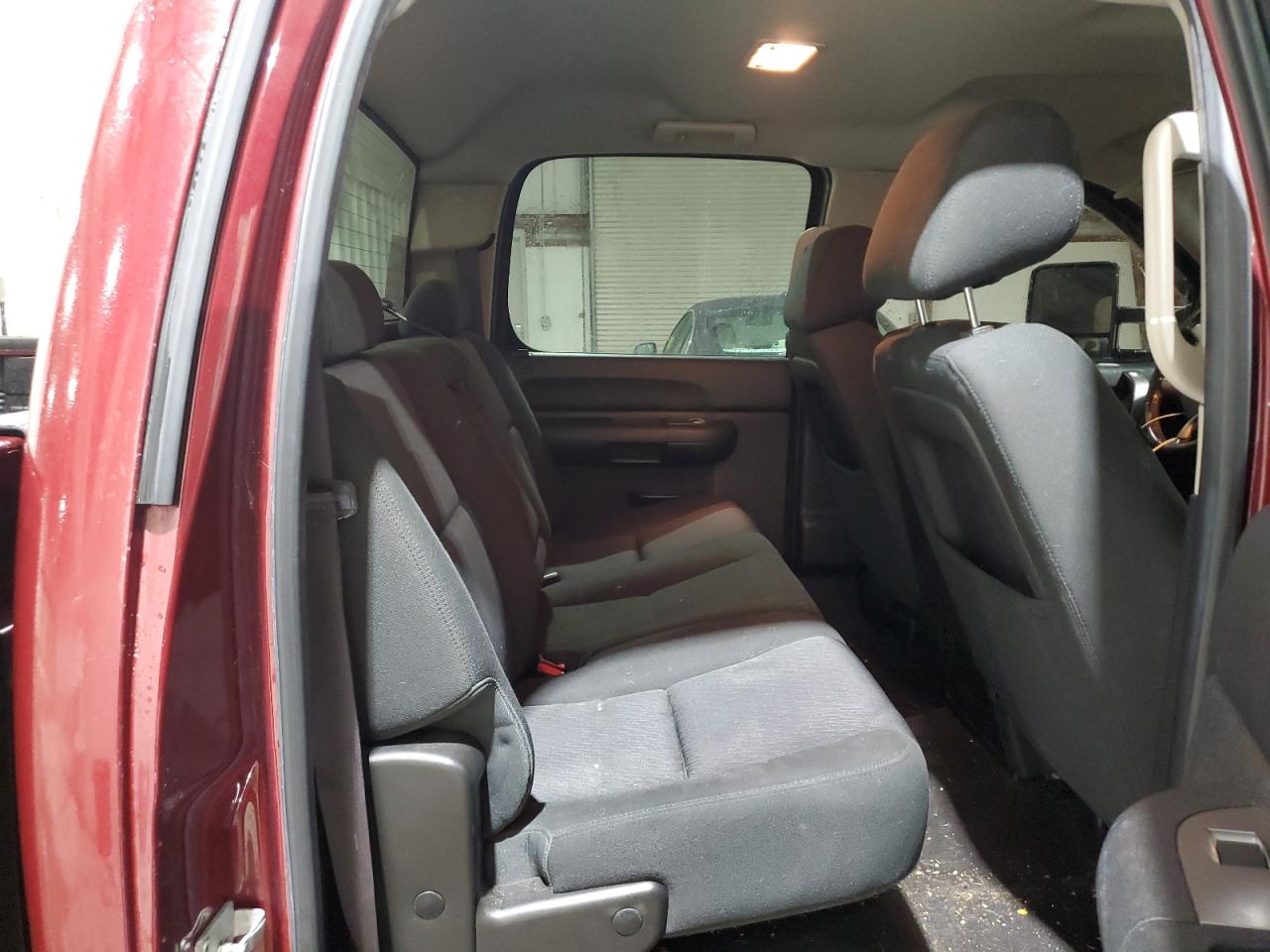 2013 Chevrolet Silverado - Image 10