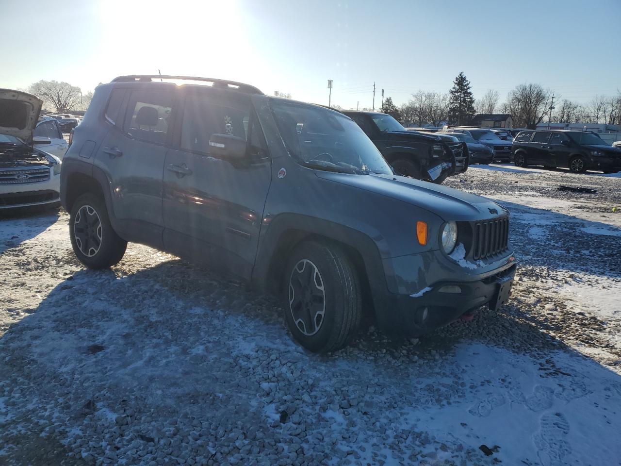 2016 Jeep Renegade - Image 4