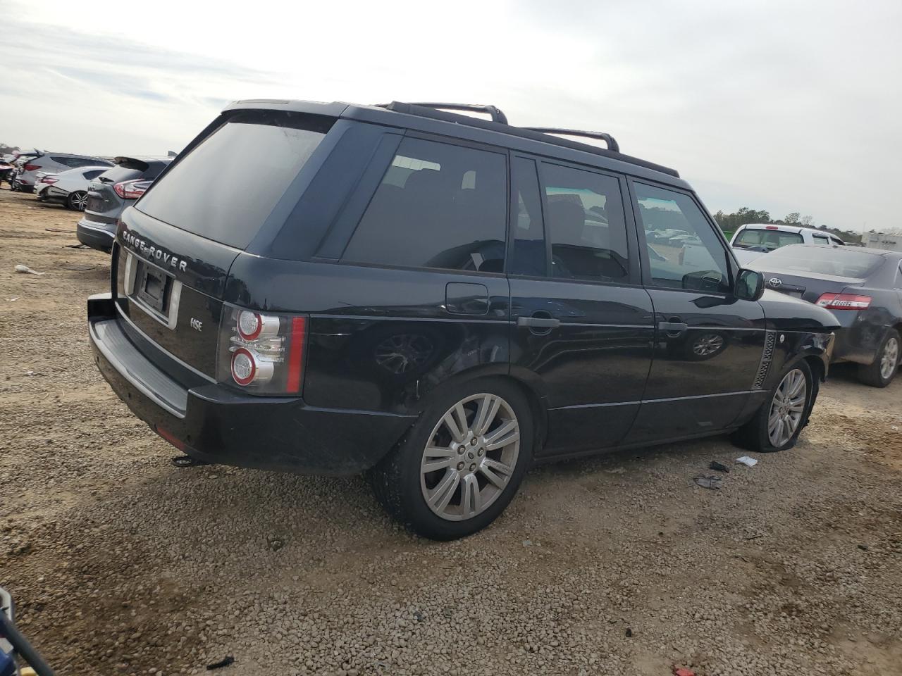 2010 Land Rover Range Rover - Image 3