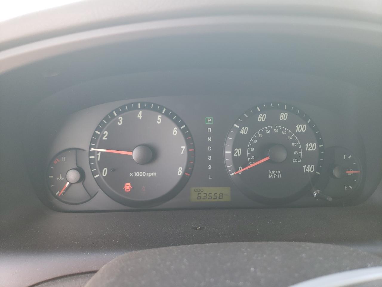 2006 Hyundai Elantra - Image 9