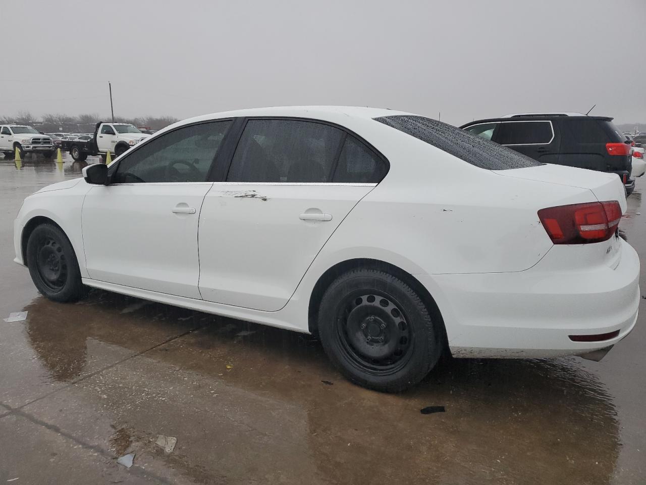 2017 Volkswagen Jetta - Image 2