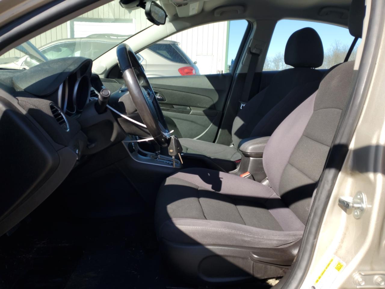 2013 Chevrolet Cruze - Image 7