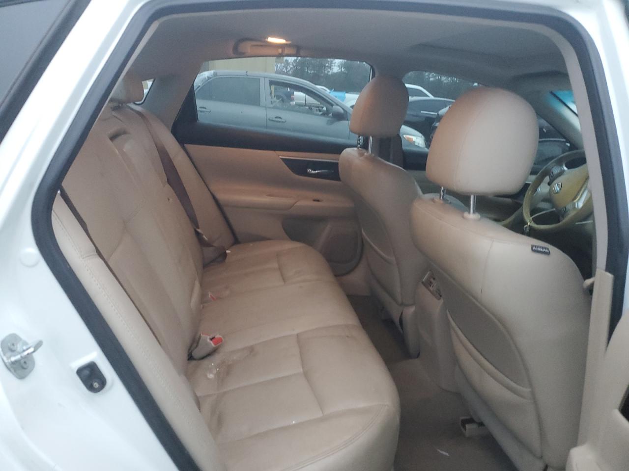 2014 Nissan Altima - Image 10