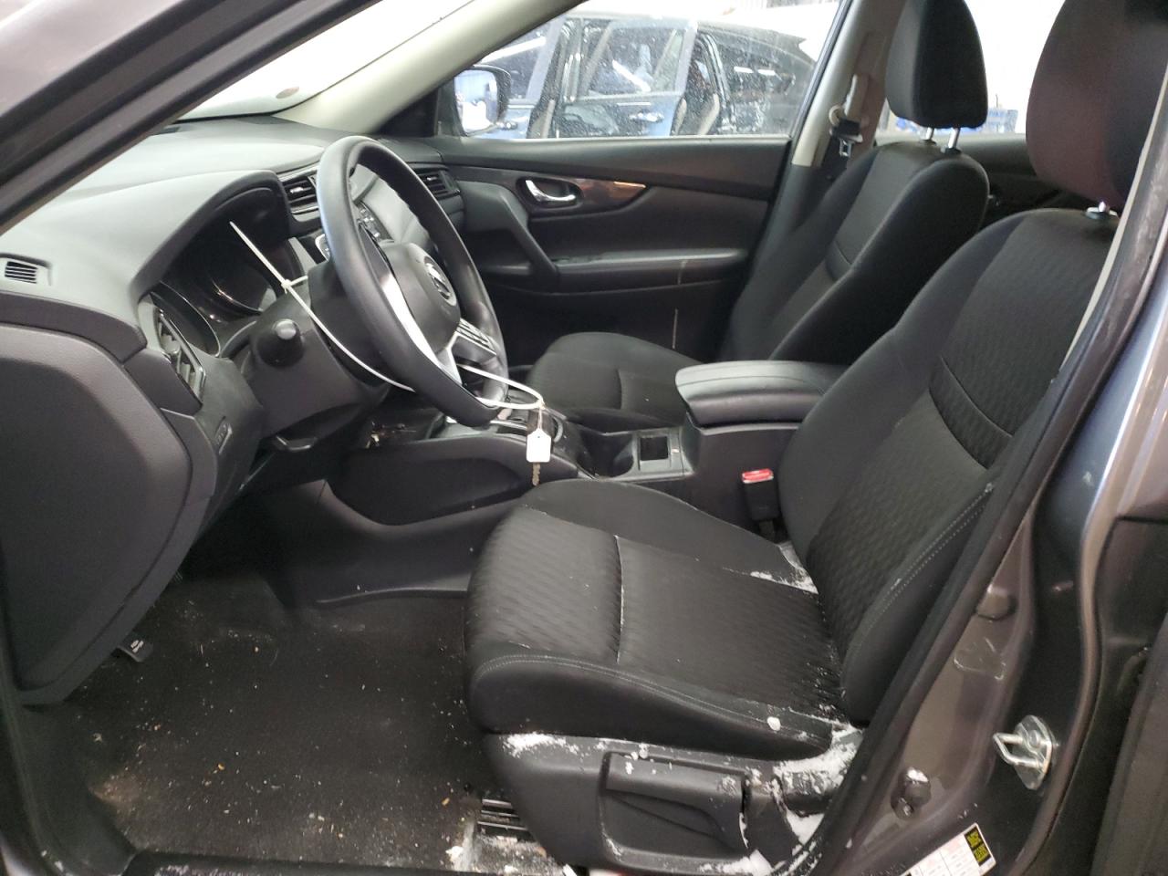 2017 Nissan Rogue - Image 7