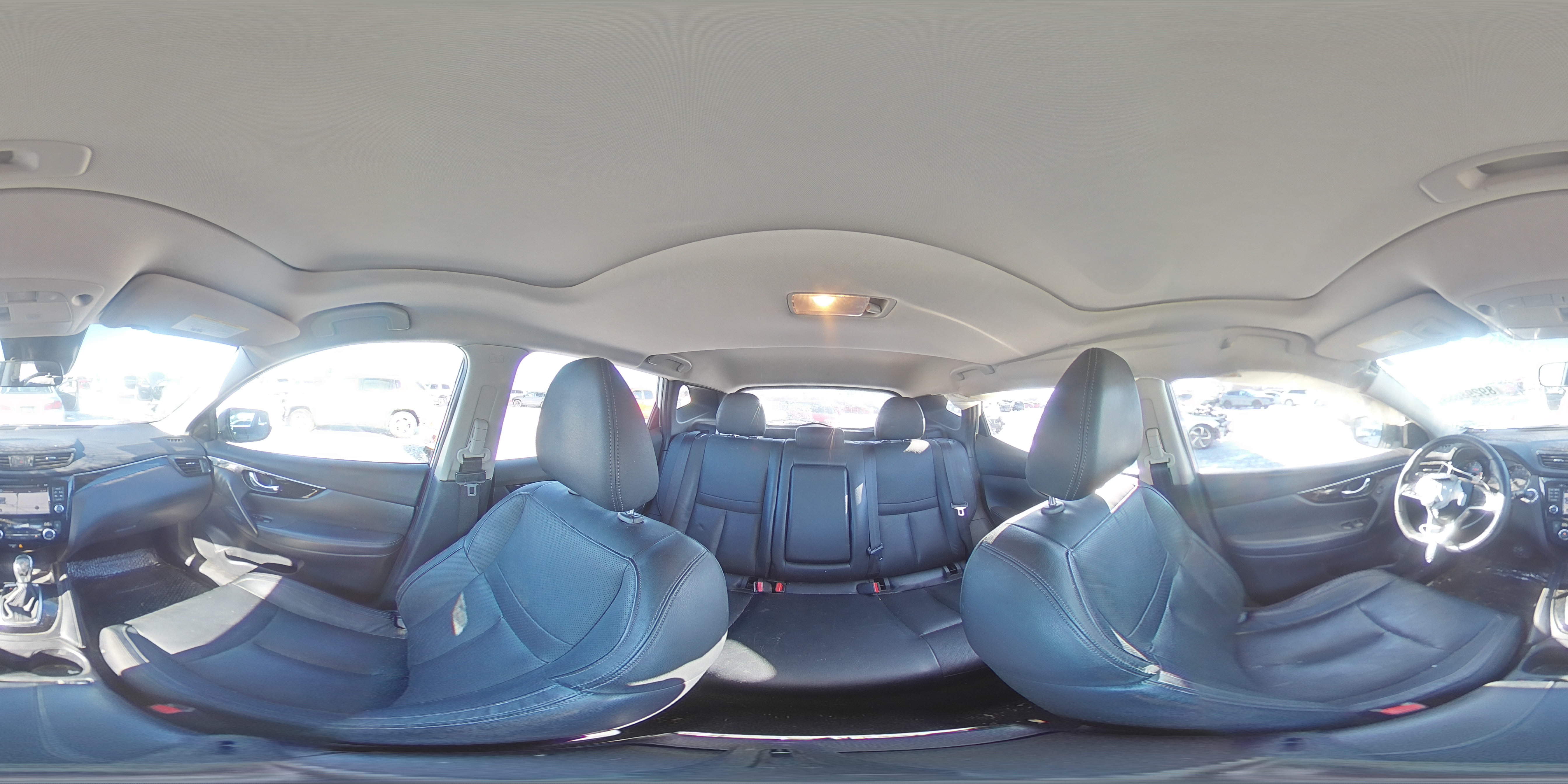 2017 Nissan Rogue - Image 14
