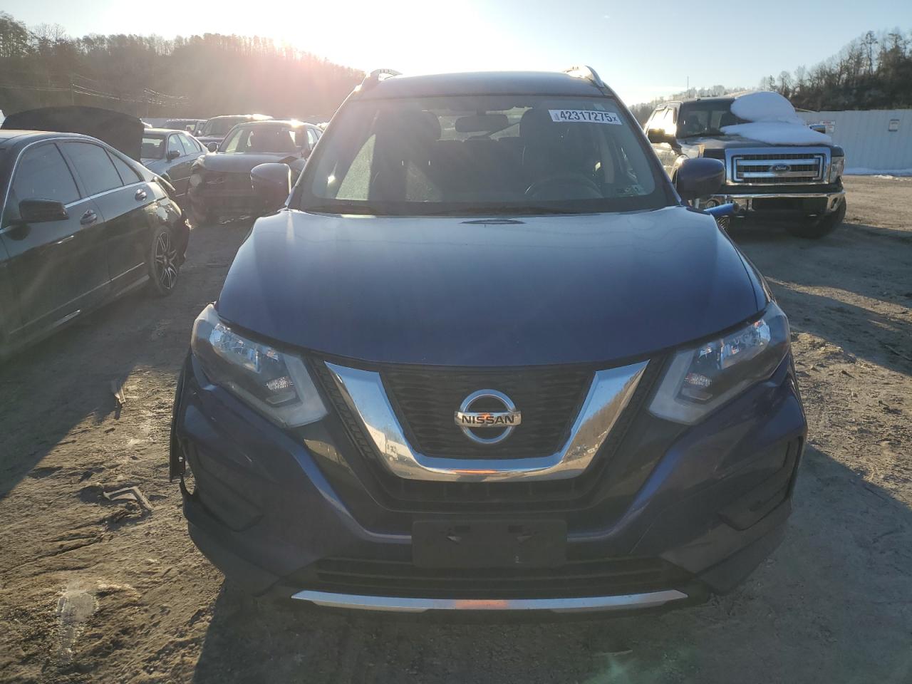 2017 Nissan Rogue - Image 5