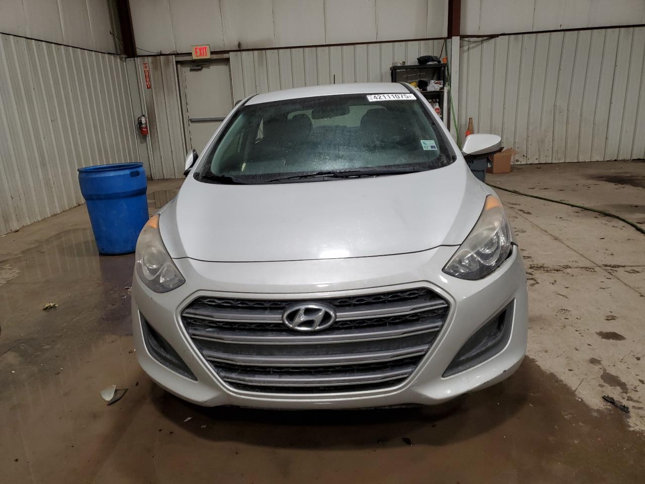 2016 Hyundai Elantra - Image 5