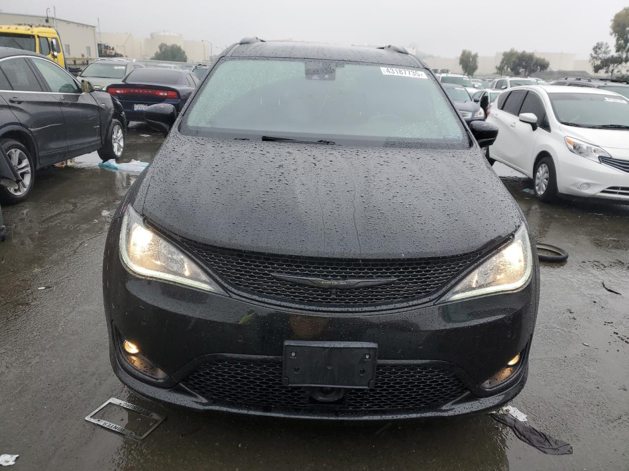 2020 Chrysler Pacifica - Image 5