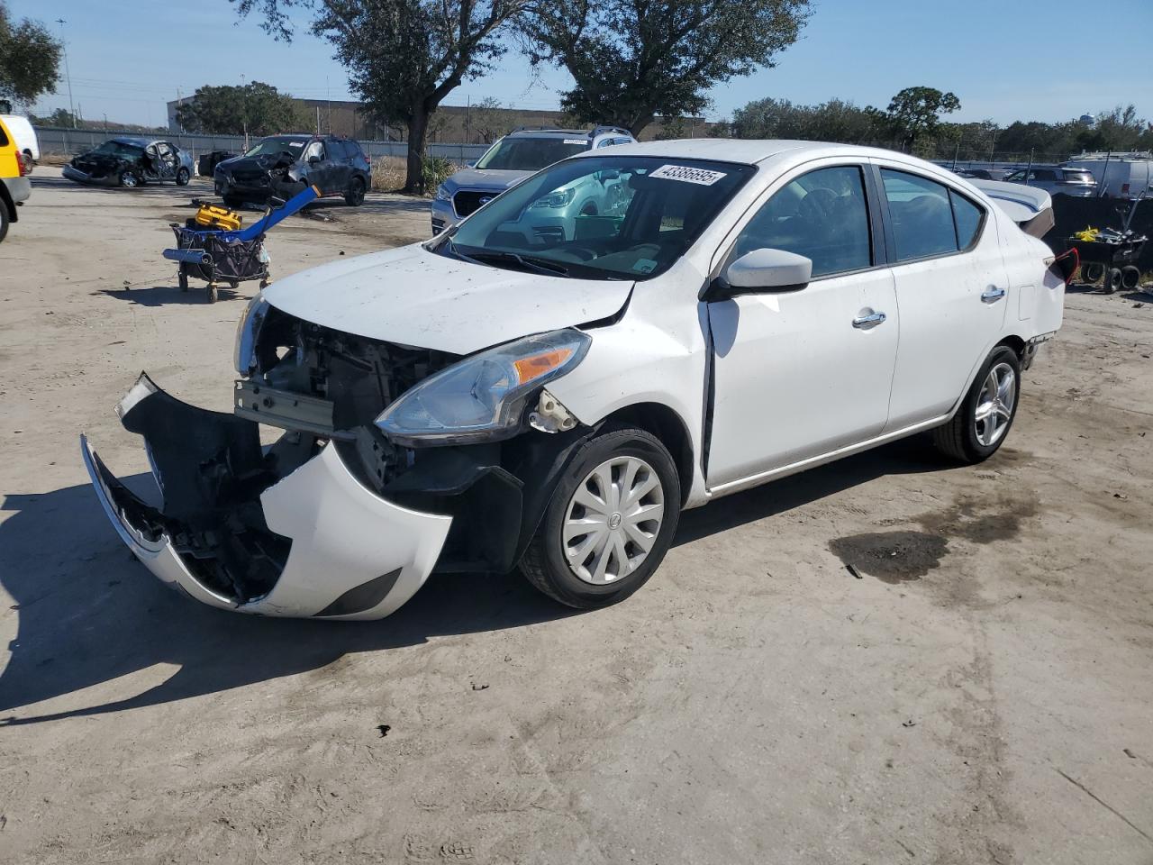 2016 Nissan Versa - Image 1