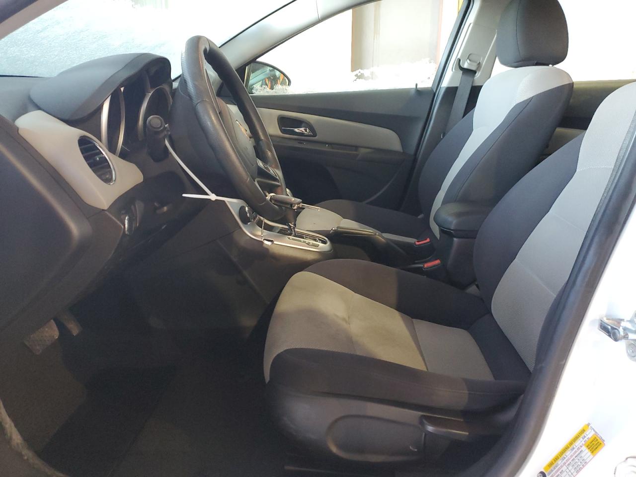 2015 Chevrolet Cruze - Image 7