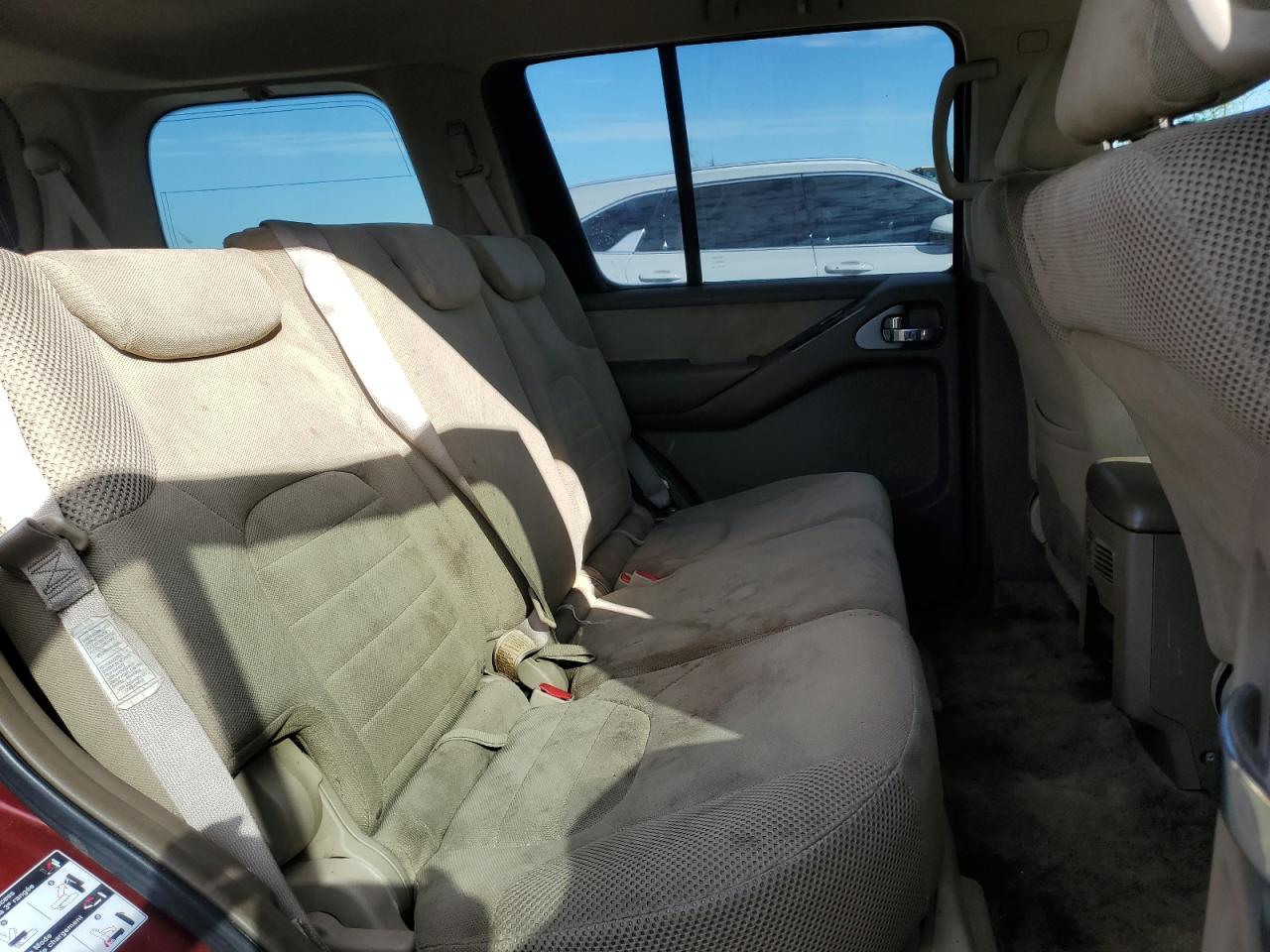 2005 Nissan Pathfinder - Image 11