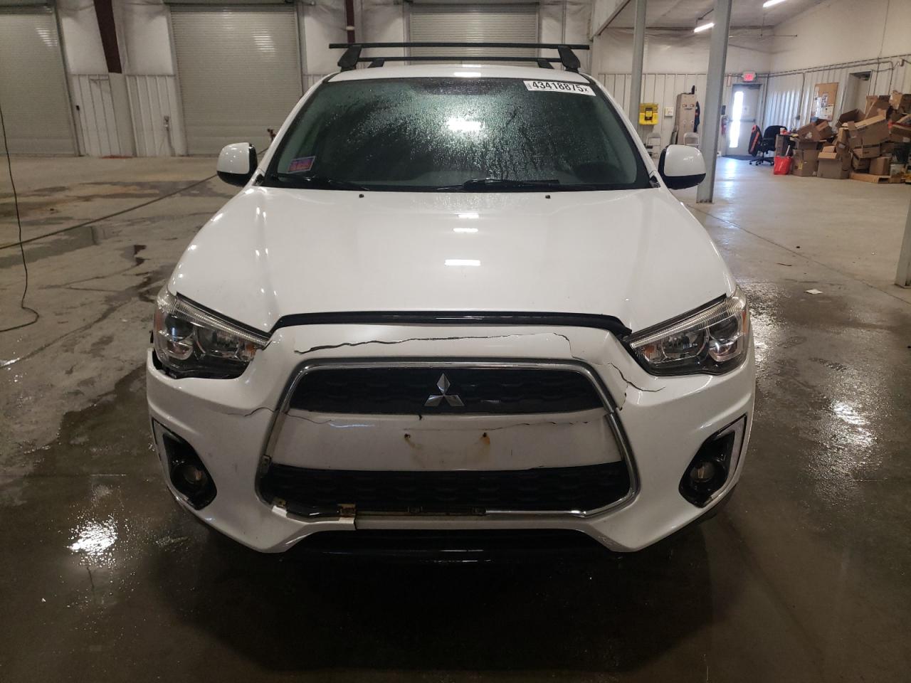 2015 Mitsubishi Outlander - Image 5