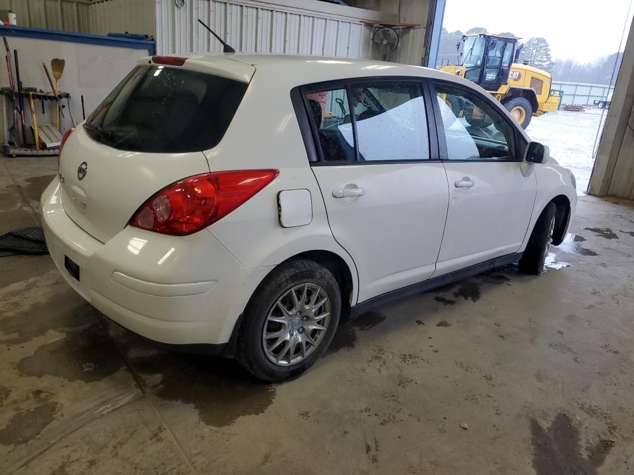2012 Nissan Versa - Image 3