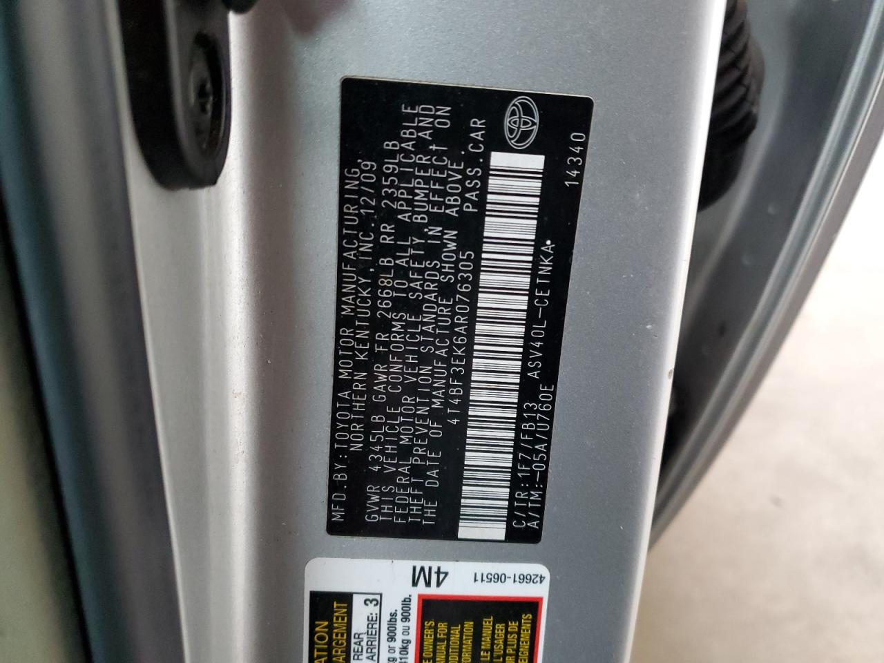 2010 Toyota Camry - Image 12