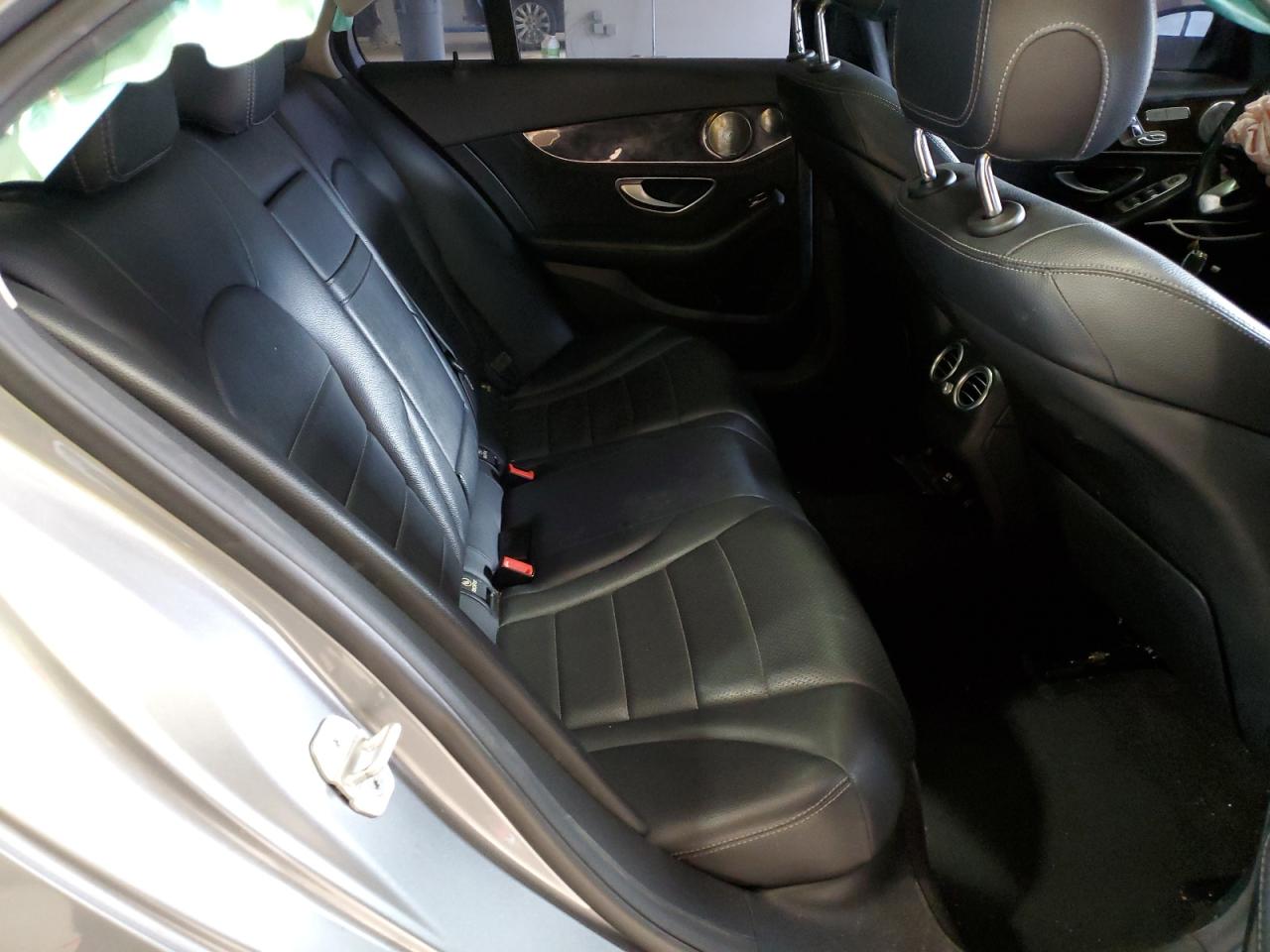 2015 Mercedes-Benz C-klasse - Image 11