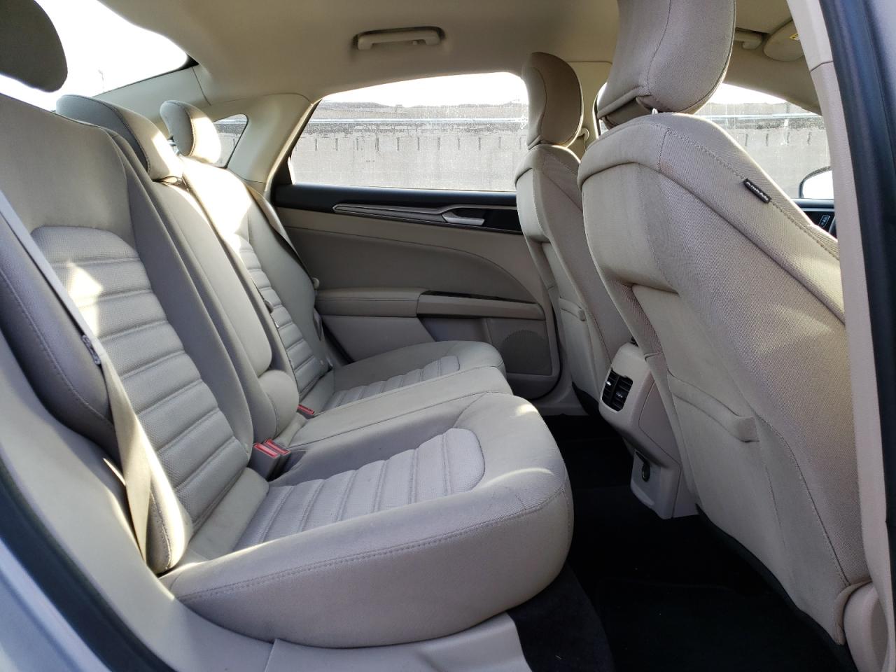 2017 Ford Fusion - Image 10