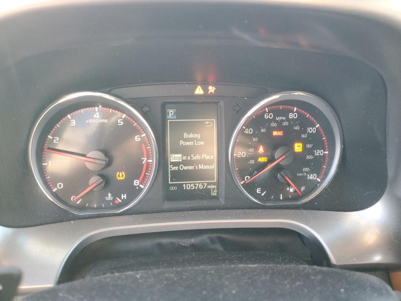 JTMNFREVXHD105825 TOYOTA RAV4 2017
