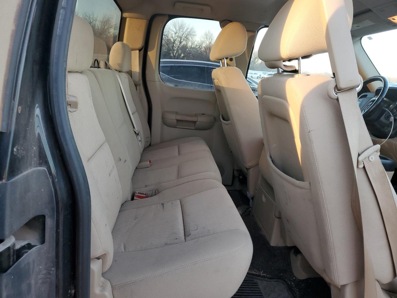2011 Chevrolet Silverado - Image 10