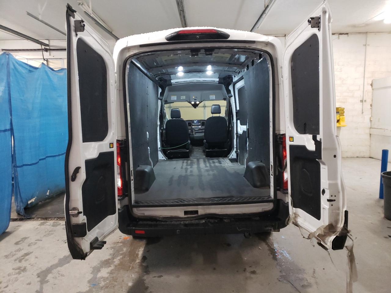 2023 Ford Transit - Image 10
