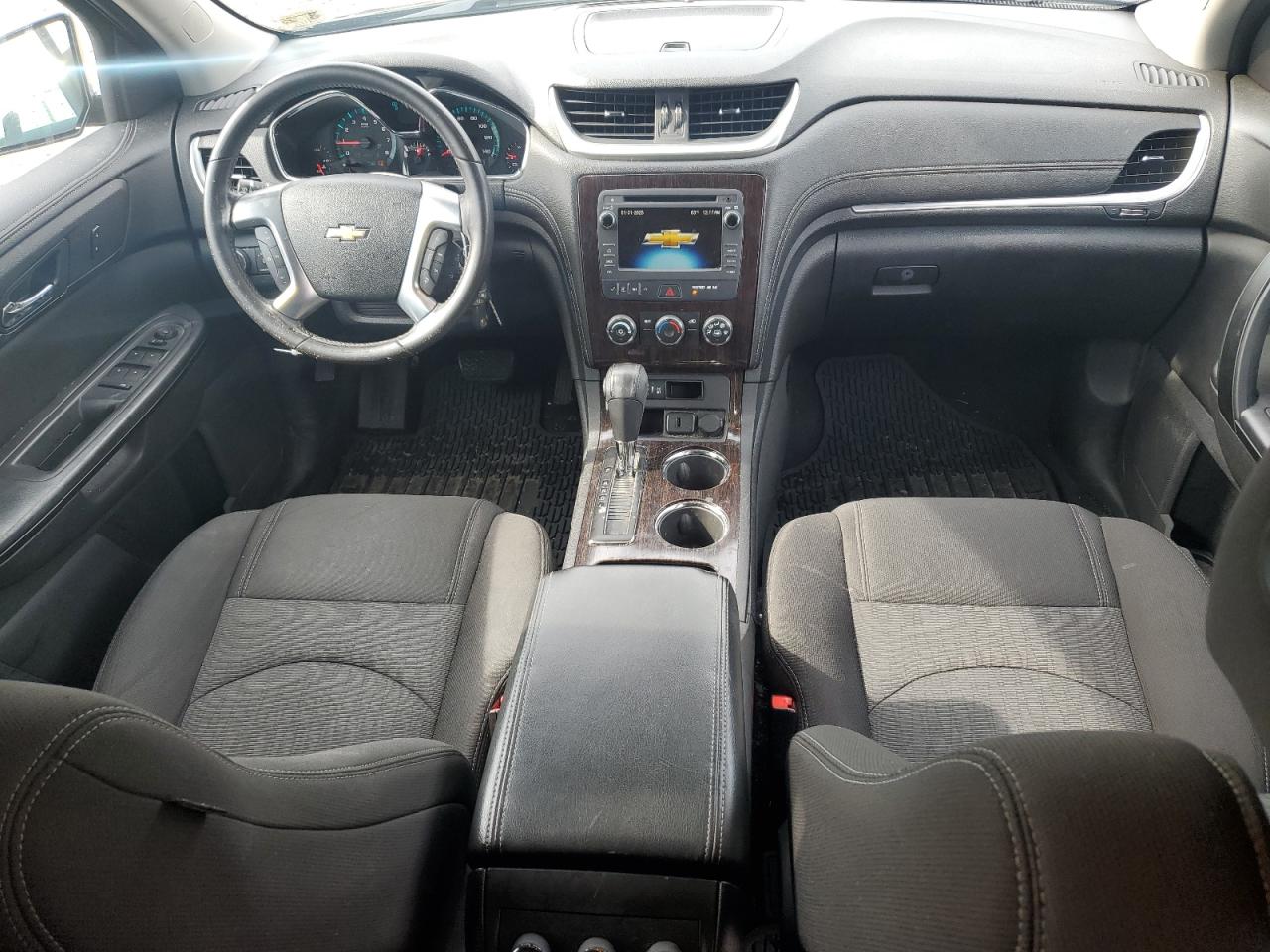 2016 Chevrolet Traverse - Image 8