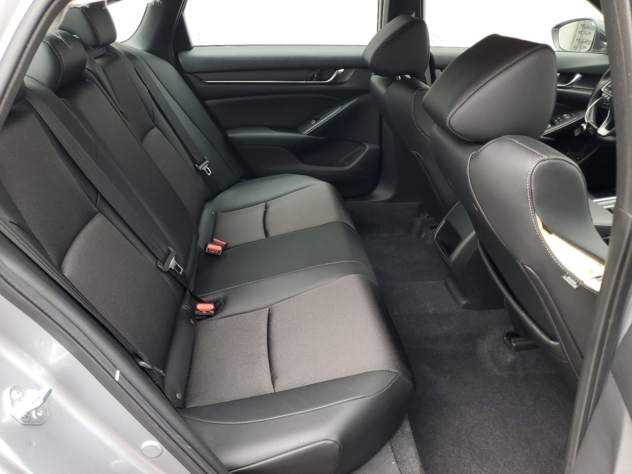 2022 Honda Accord - Image 10