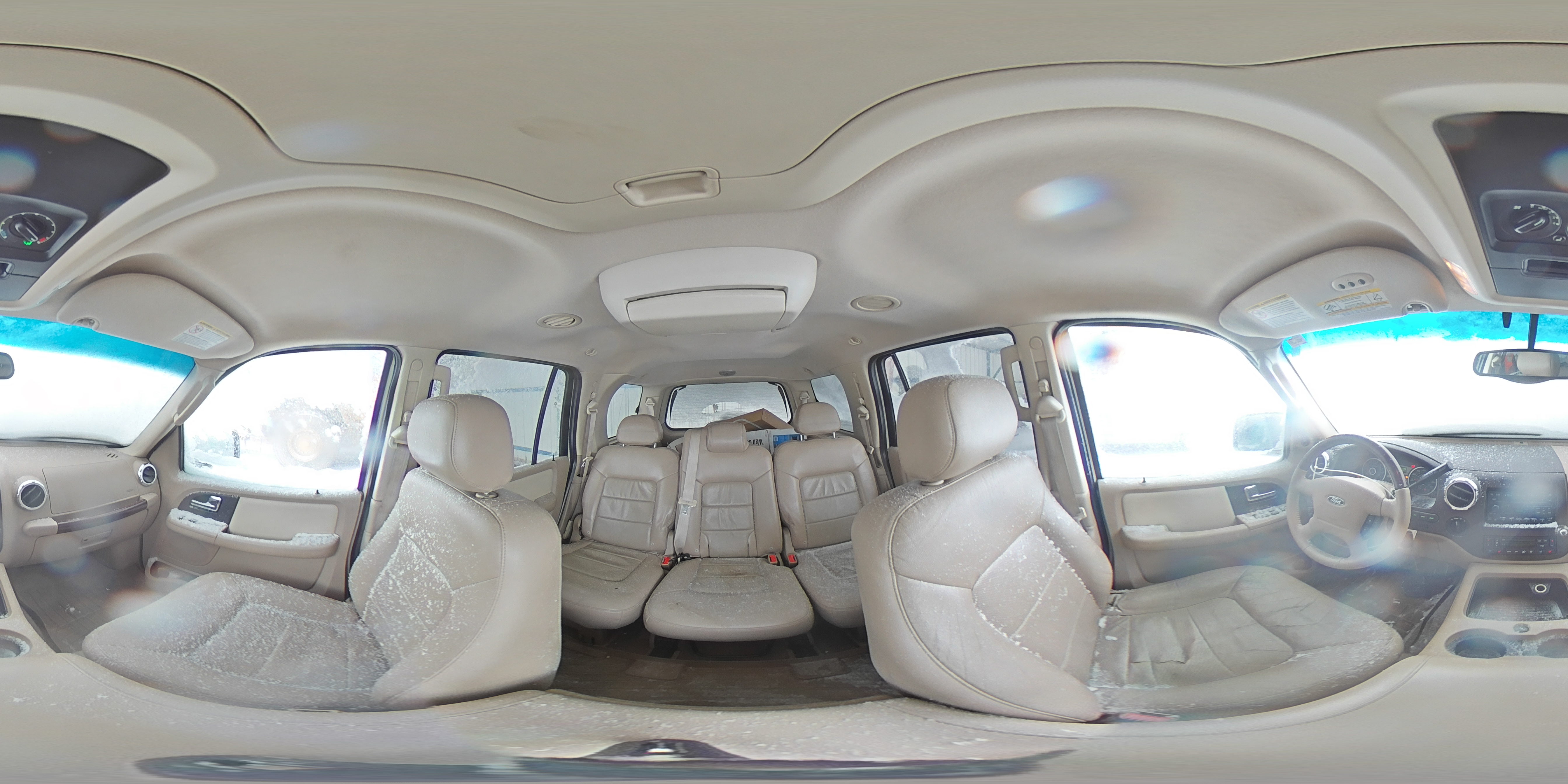 2005 Ford Expedition - Image 13