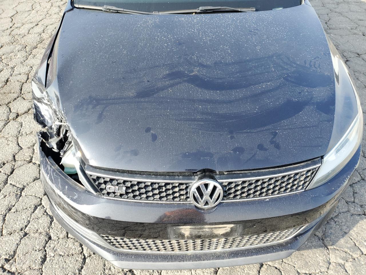 2014 Volkswagen Jetta - Image 11
