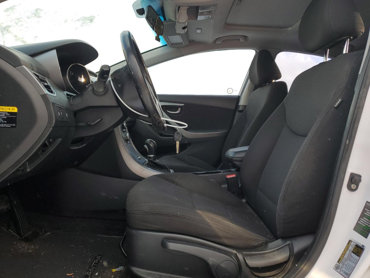 2016 Hyundai Elantra - Image 7