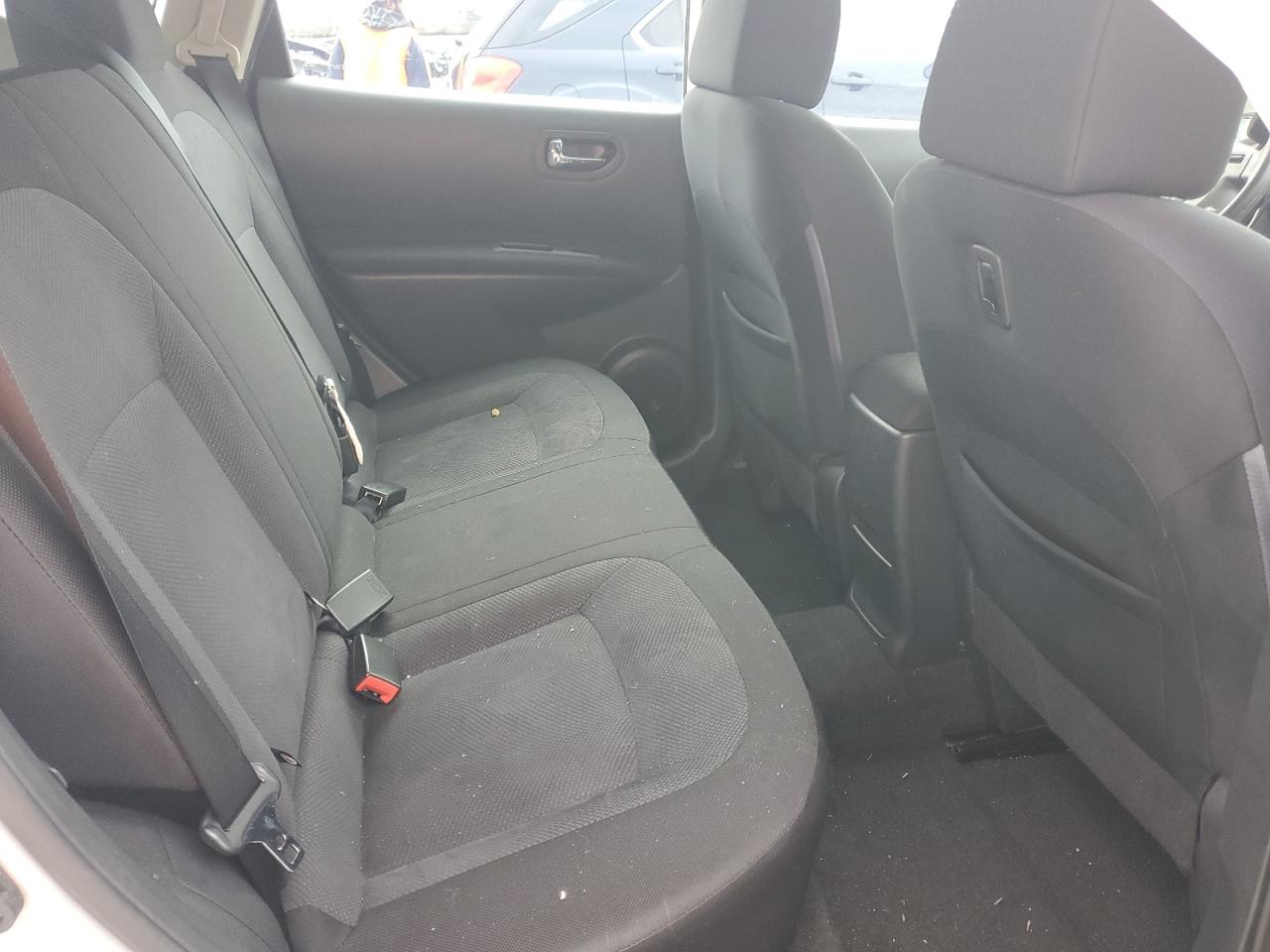 2012 Nissan Rogue - Image 12