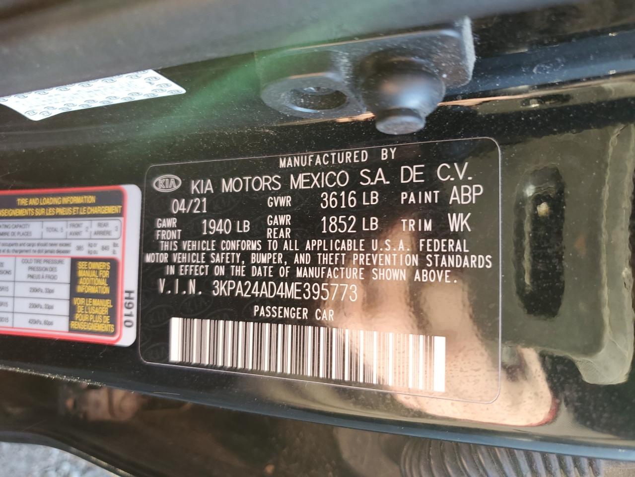 2021 Kia Rio - Image 13
