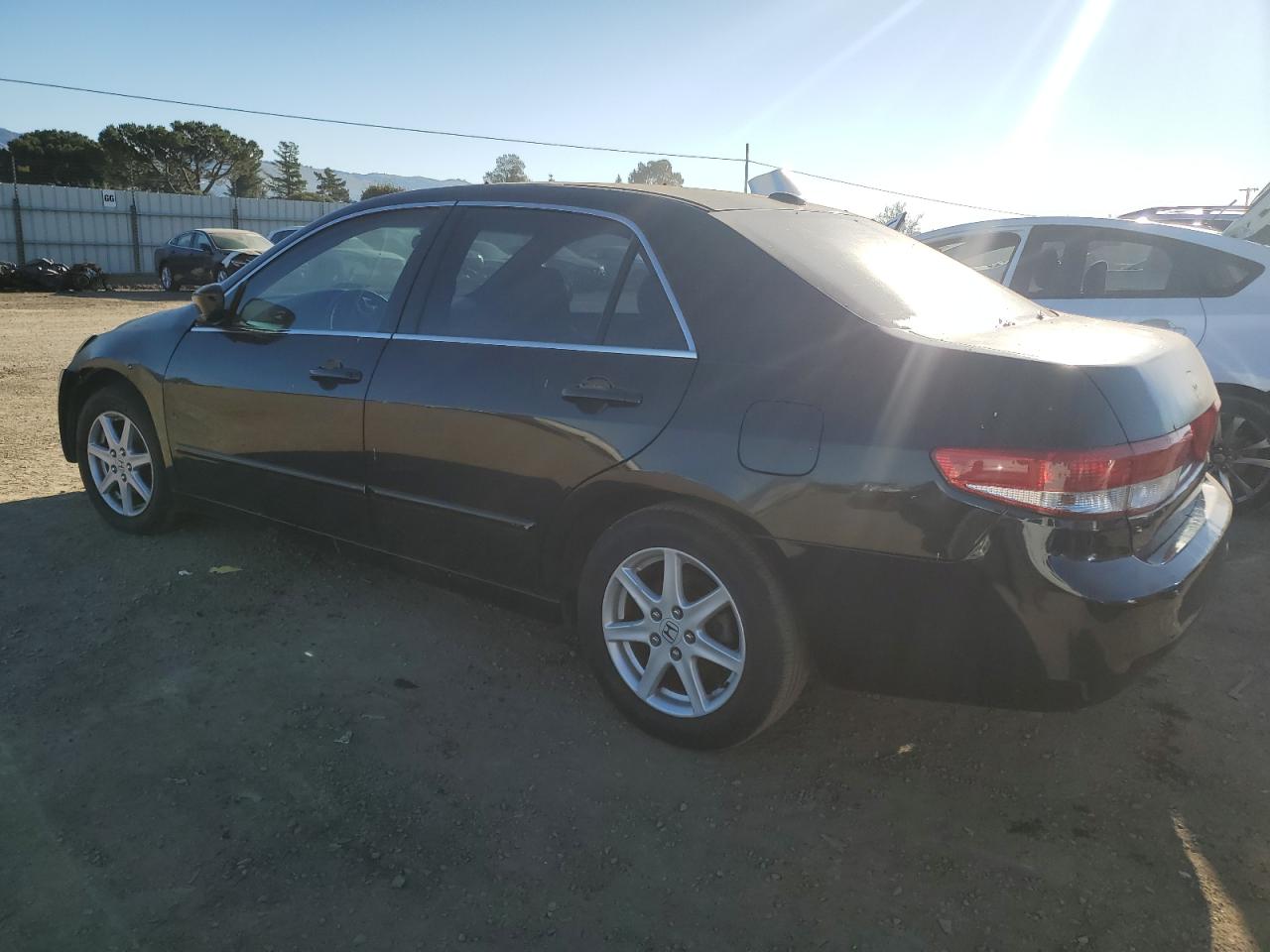 2004 Honda Accord - Image 2