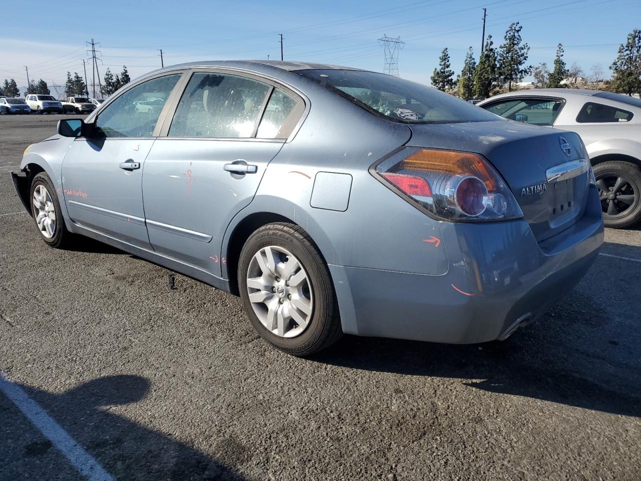 2012 Nissan Altima - Image 2