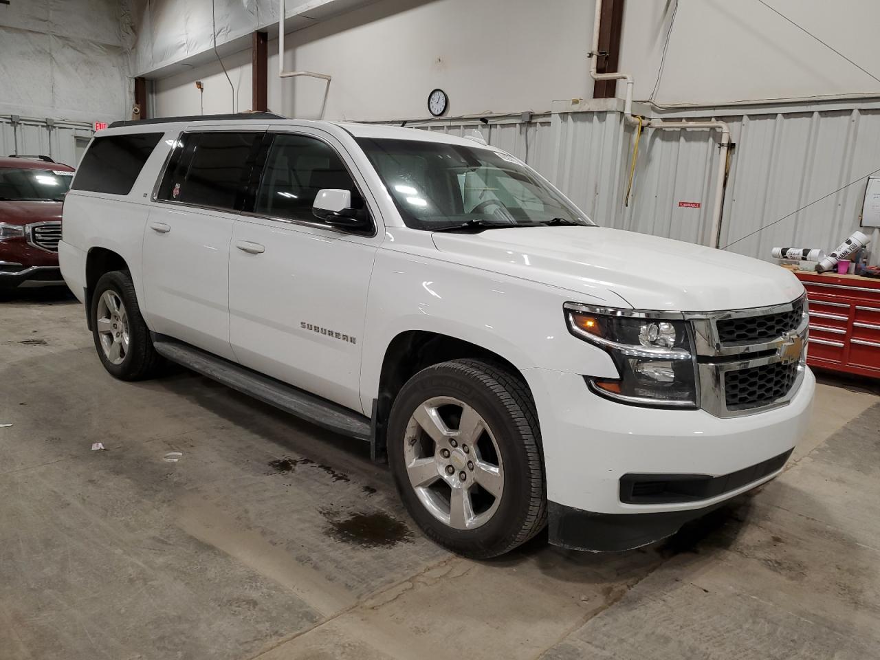 2016 Chevrolet Suburban - Image 4