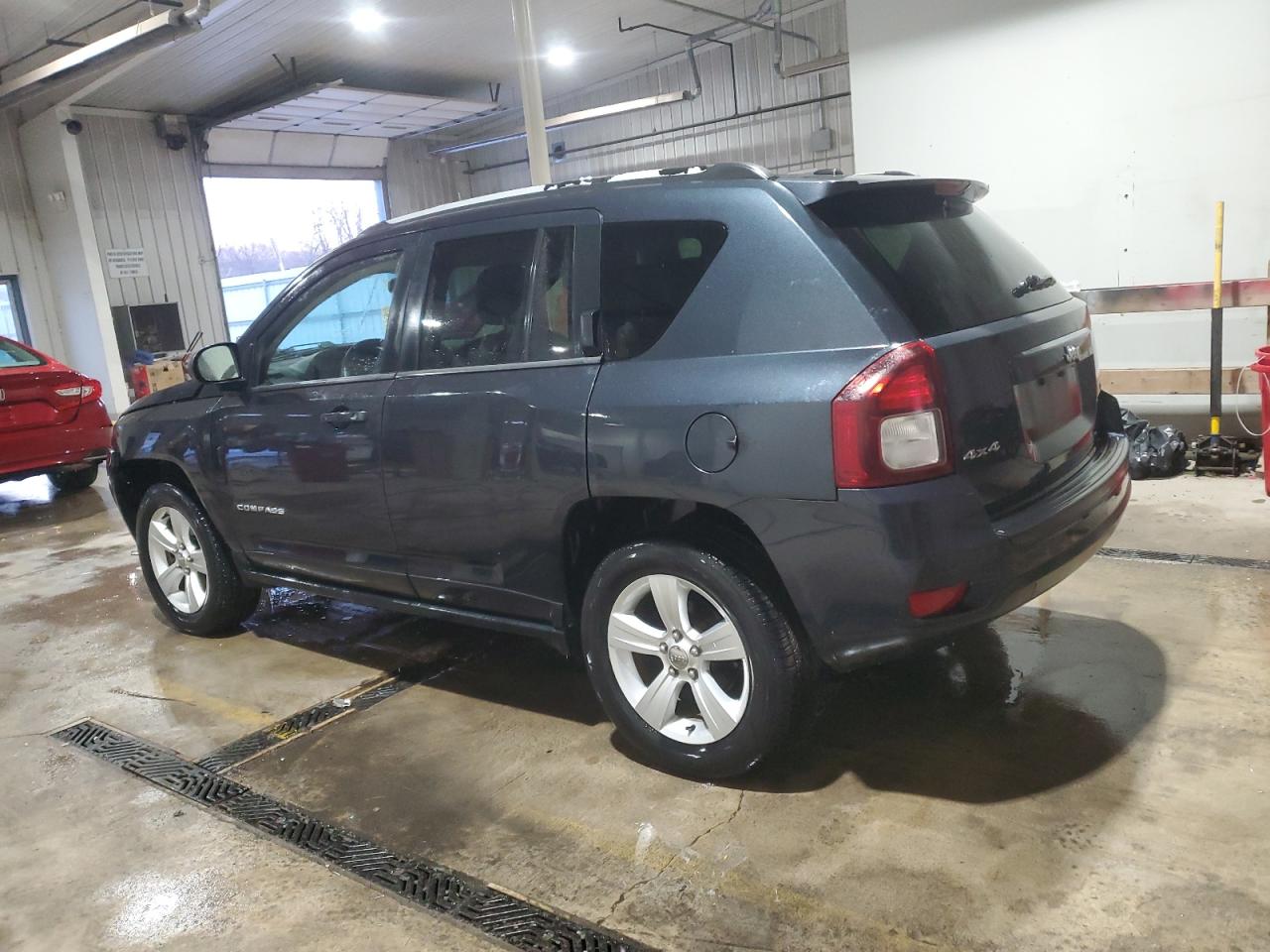 2015 Jeep Compass - Image 2