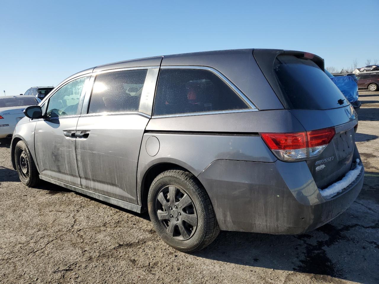 2016 Honda Odyssey - Image 2