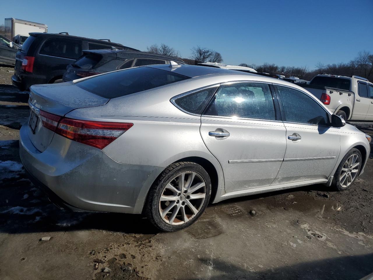 2014 Toyota Avalon - Image 3
